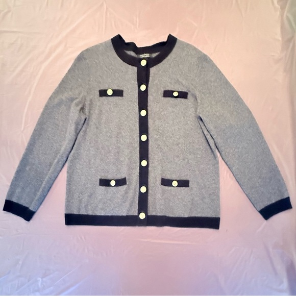 Bloomingdales Grey/Navy Cashmere Gold Button Cardigan Size Medium MSRP $225 - Picture 2 of 9